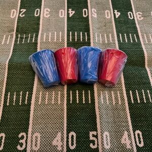 4 TUPPERWARE BELL TUMBLERS CUPS PRIMARY 2 BLUE 2 RED CHILD KIDS TODDLERS - NEW